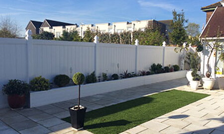 PVC plot na súkromie – odolný a bezúdržbový